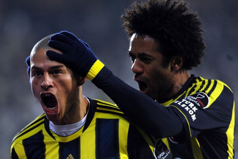 Alex de Souza Fenerbahçe başkanlık sürecinde Aziz Yıldırım’a destek verdi