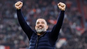 Arda Turan yönetimindeki Shakhtar Donetsk Ukrayna Premier Lig’de şampiyonluğunu ilan etti