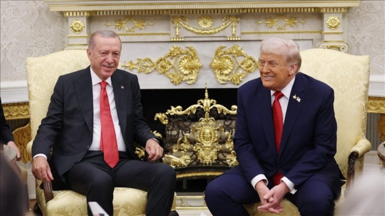 Erdoğan ile Trump telefonda görüştü: İran ateşkesi ve bölgesel konular