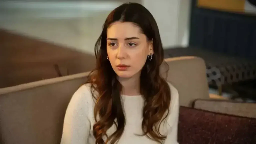 Kızılcık Şerbeti’ne veda edecek Selin Türkmen yeni reklam anlaşması imzaladı
