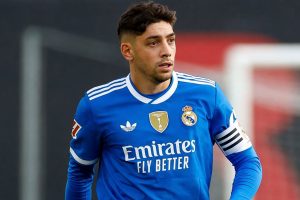 Real Madrid’de Valverde 10-14 gün sahalardan uzak kalacak, kafa travması tespit edildi